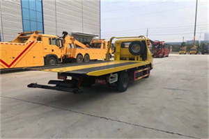 芷江非事故拖车