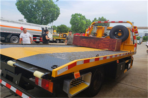 芷江附近拖车电话号码服务